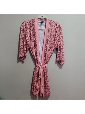 bebe Pink Animal Print Robe Size L